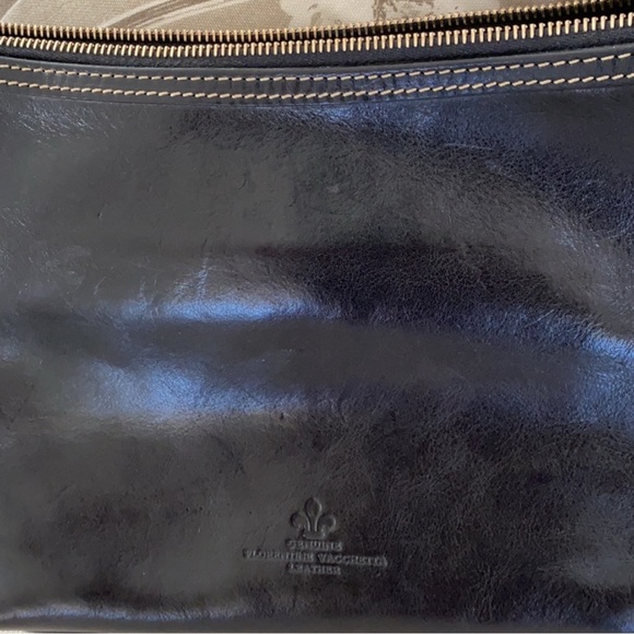 Dooney & Bourke Black and Tan Shoulder Bag with Adjustable Strap - Picture 4 of 9